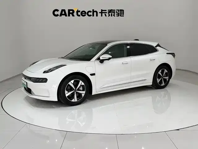 Zeekr 001, 2022